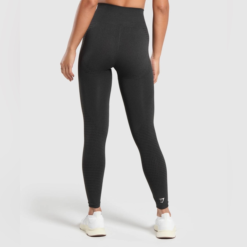Gymshark Black Leggings - NWOT - Picture 2 of 4